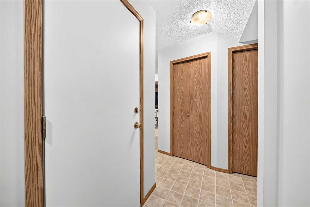 Picture for 187 Millview Green SW