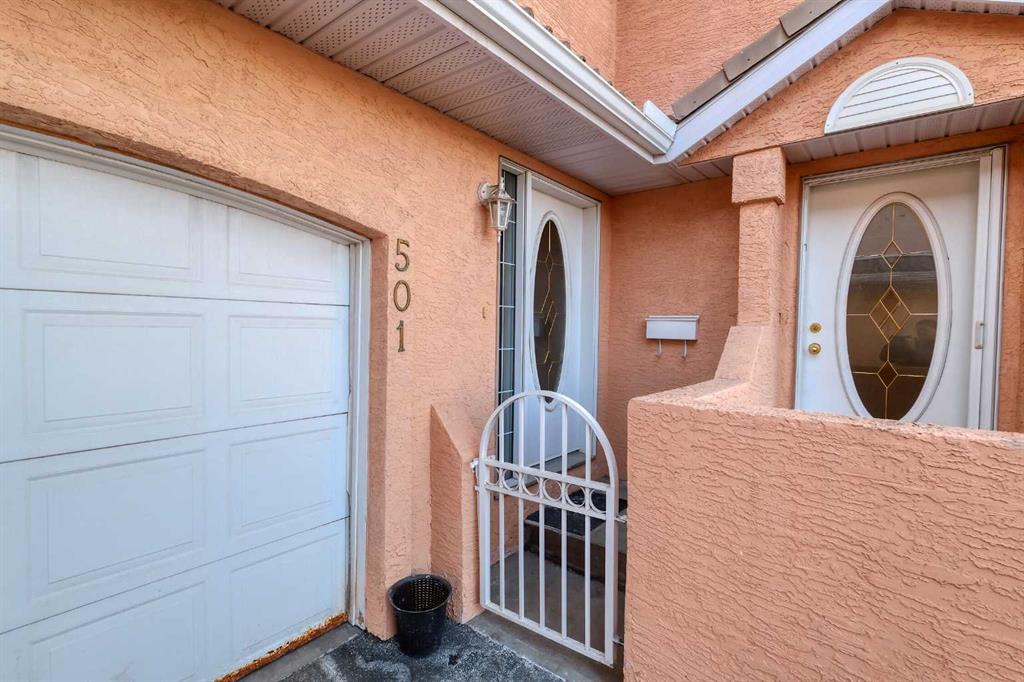 Picture for 501 Coral Cove NE