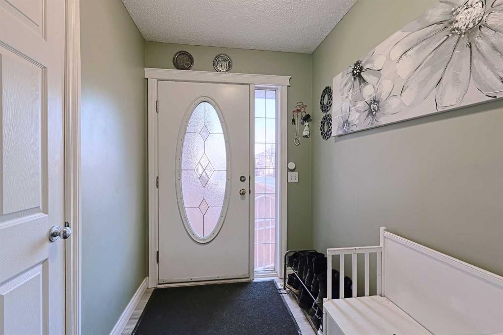 Picture for 501 Coral Cove NE
