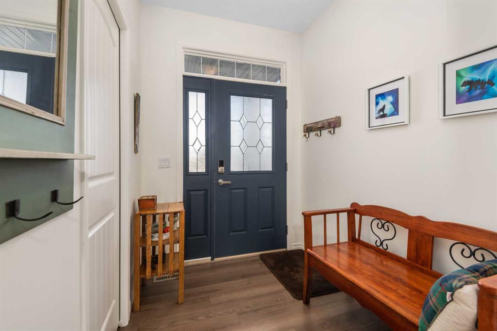 Picture for 390 River Heights Crescent 