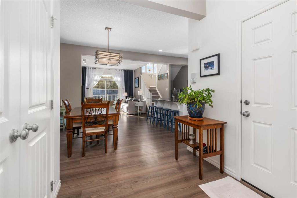 Picture for 390 River Heights Crescent 