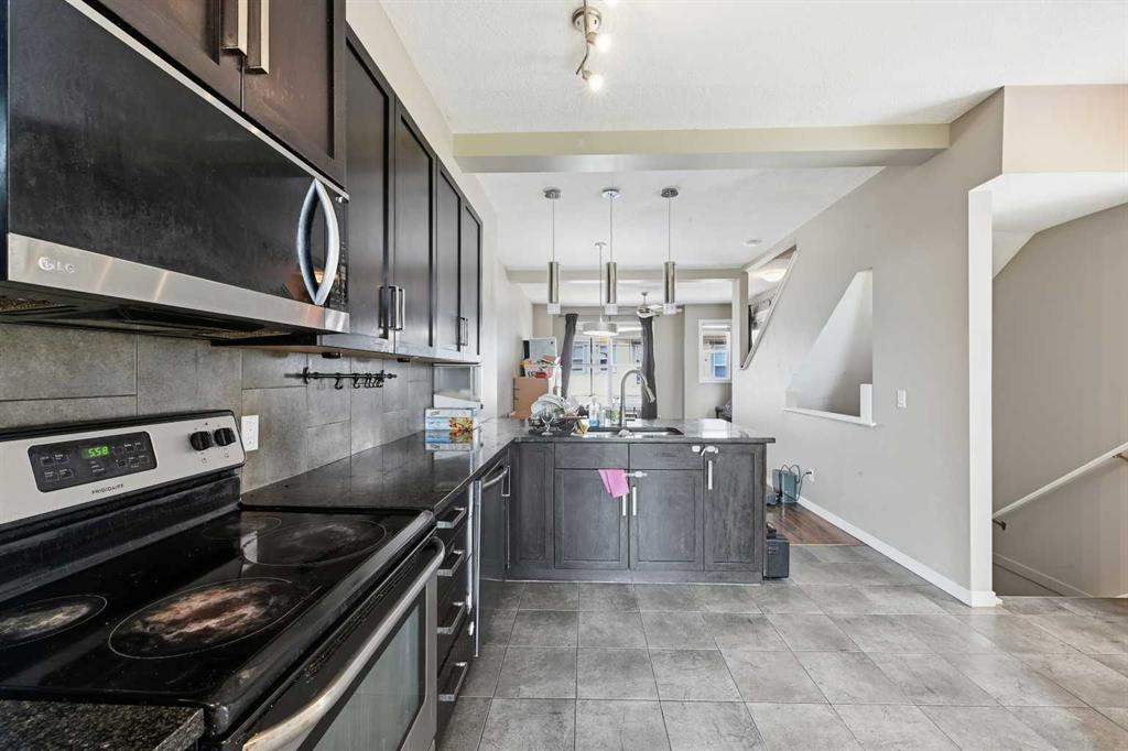 Picture for 28 New Brighton Point SE