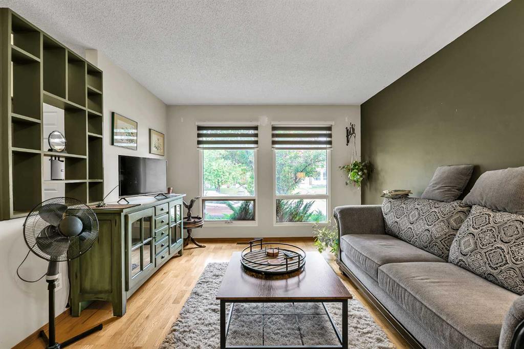 Picture for 151 Midbend Place SE