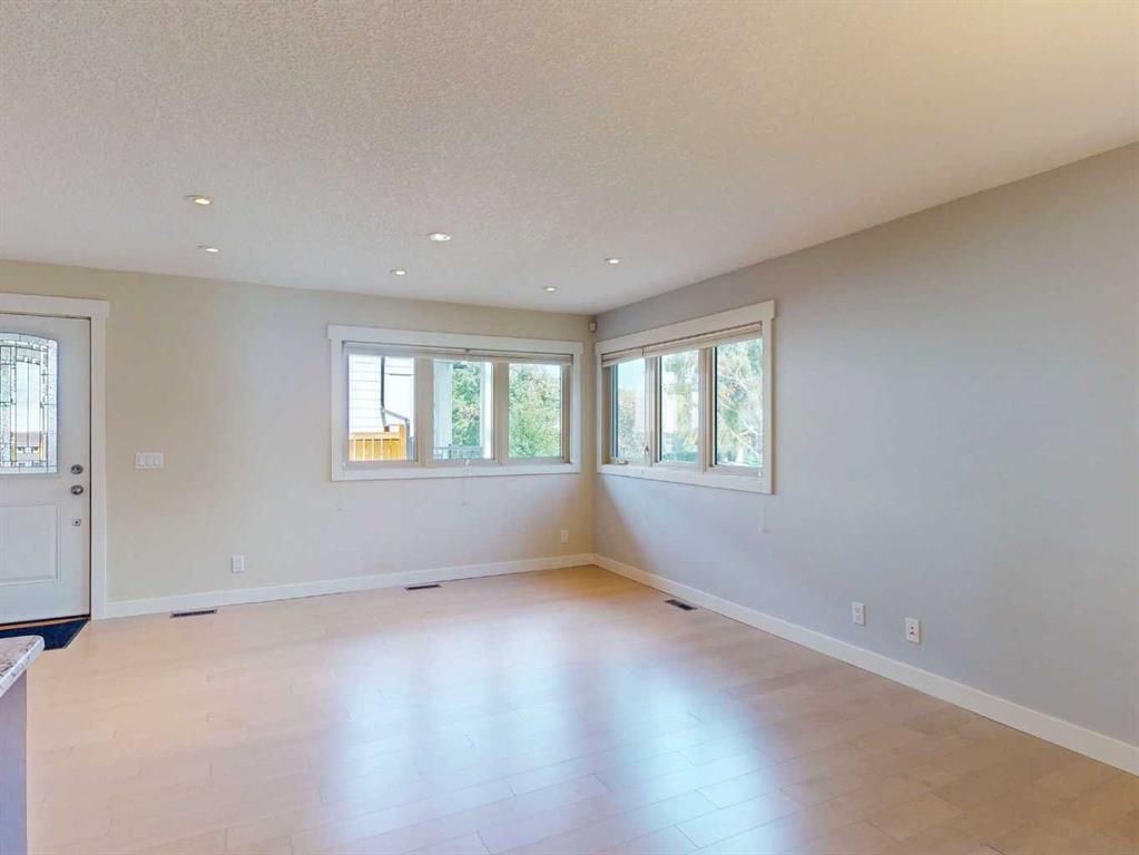 Picture for 23 Brown Crescent NW