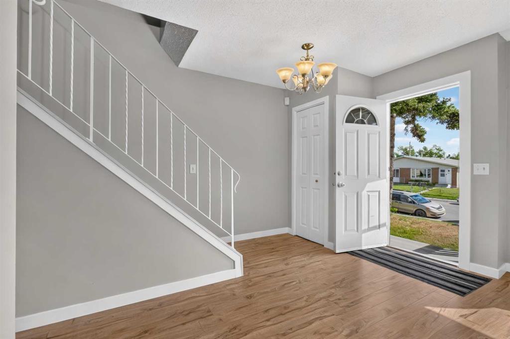 Picture for 207 Penworth Drive SE