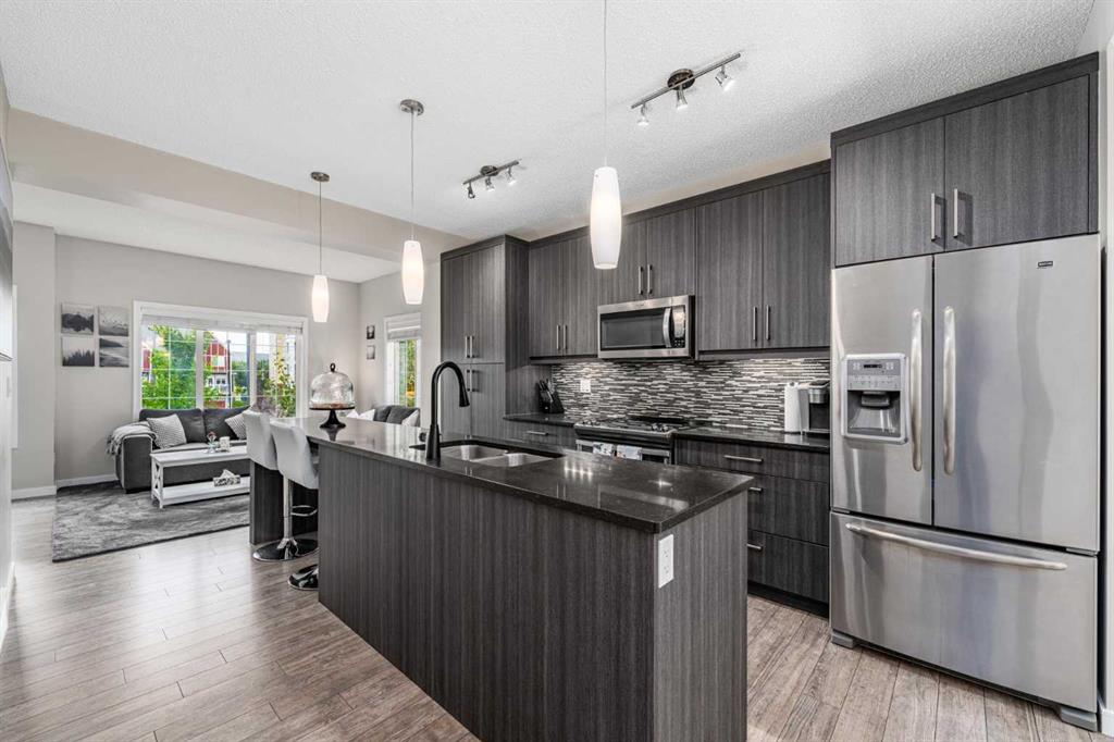 Picture for 304 Marquis Lane SE