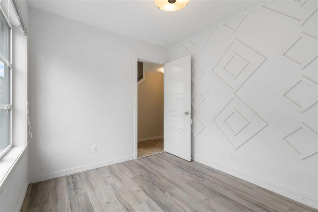 Picture for 506 Evansridge Park NW