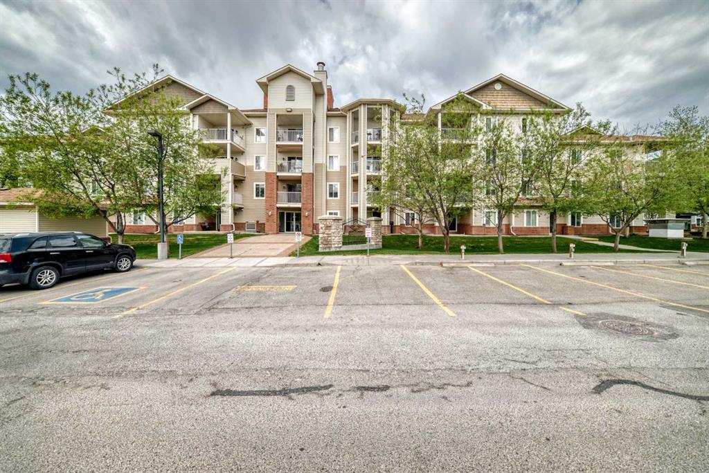 Picture for 408, 16 Country Village Bay NE