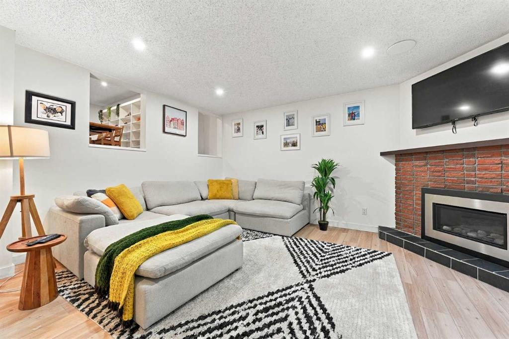 Picture for 52 Canterbury Gardens SW