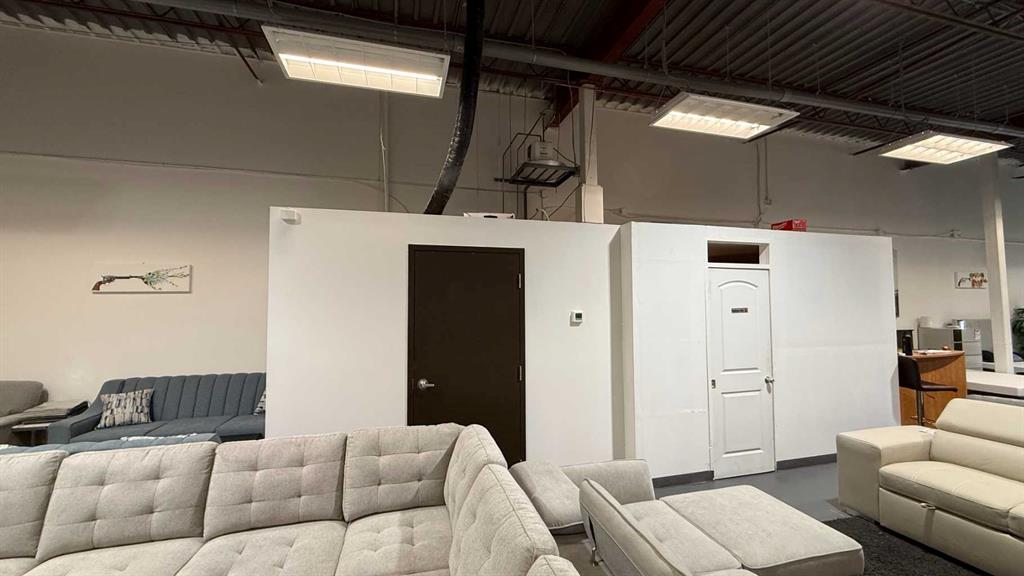 Picture for 3, 3220 5  NE