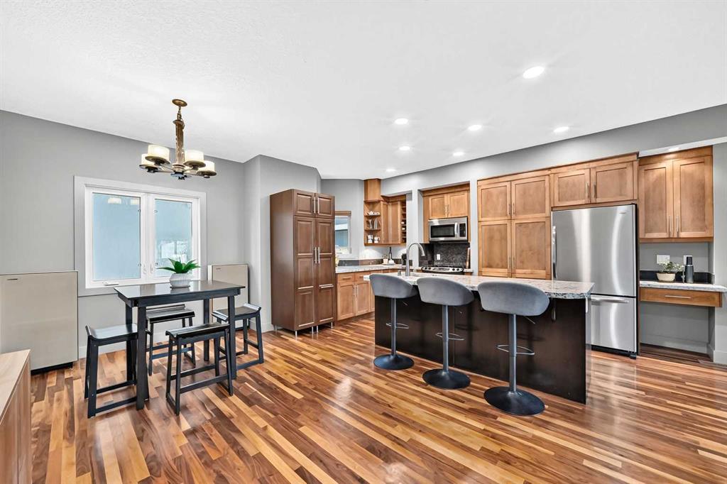 Picture for 2315 1 Street NE
