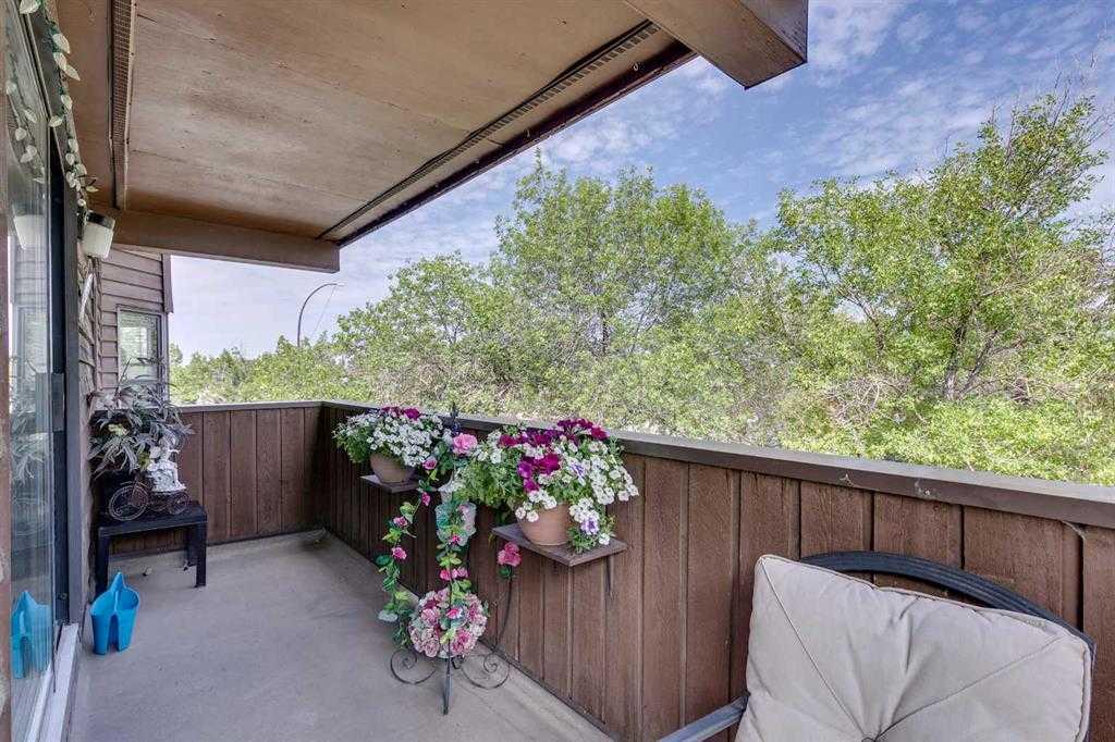 Picture for 308, 8403 Fairmount Drive SE