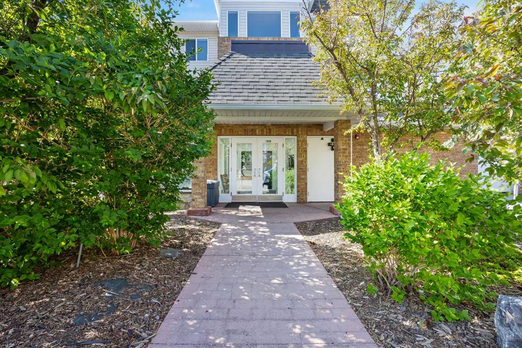 Picture for 1314, 950 Arbour Lake Road NW