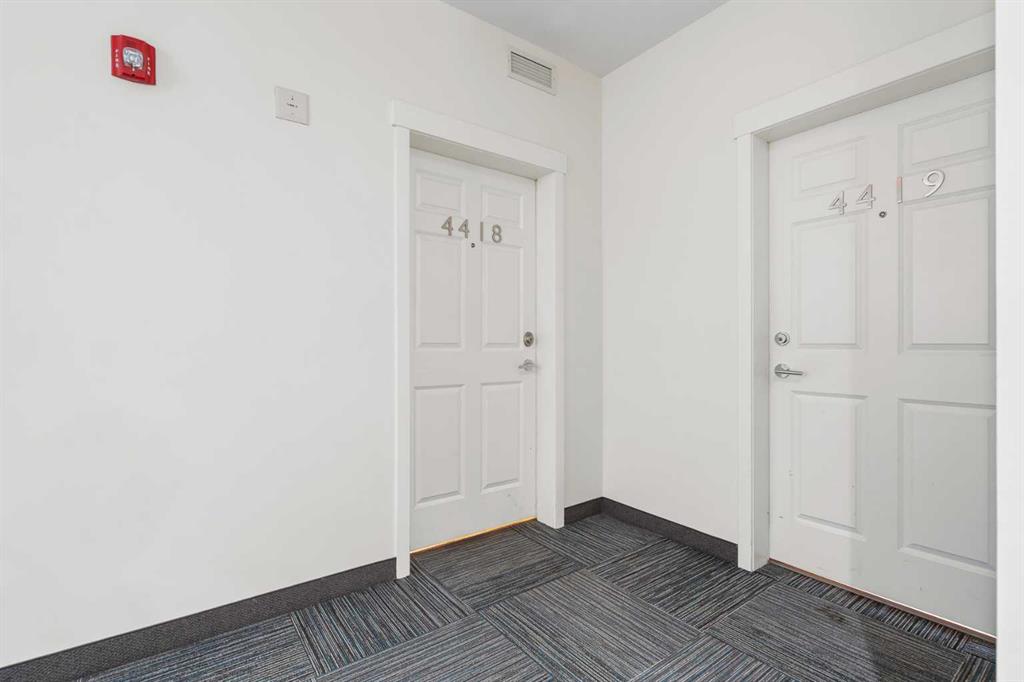 Picture for 4418, 99 Copperstone Park SE