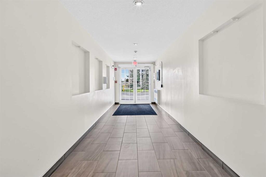 Picture for 1414, 99 Copperstone Park SE