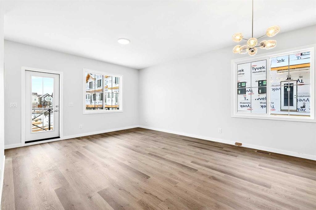Picture for 201, 40 Creekside Way SW