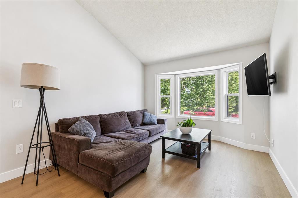 Picture for 189 Deerfield Terrace SE