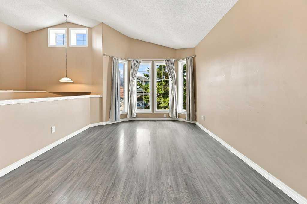 Picture for 242 Springs Place SE