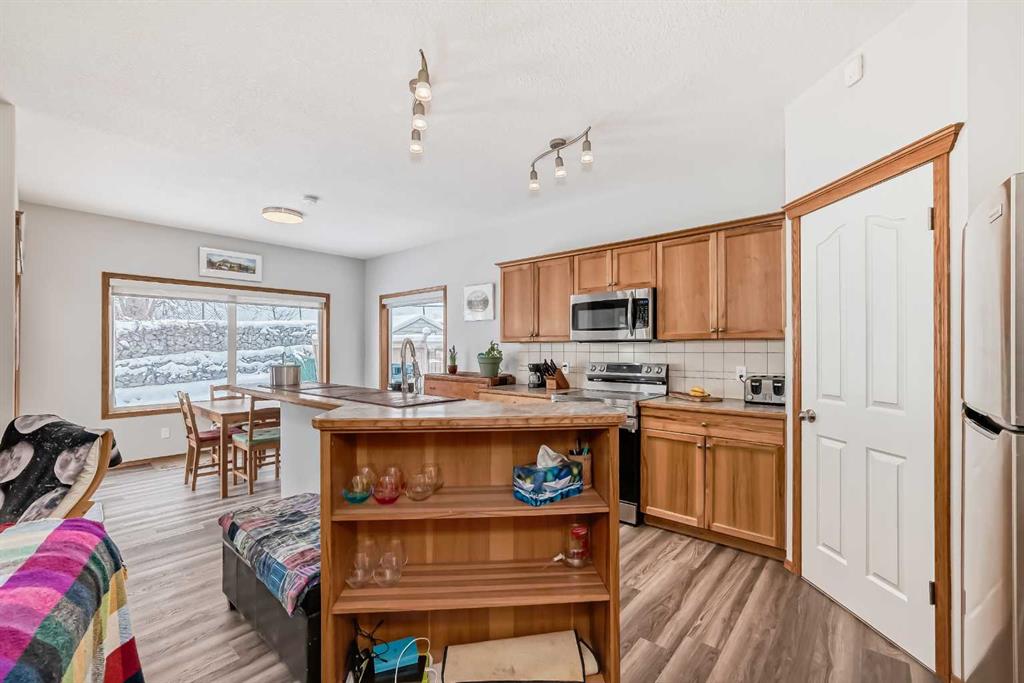 Picture for 13 Bow Ridge Drive 
