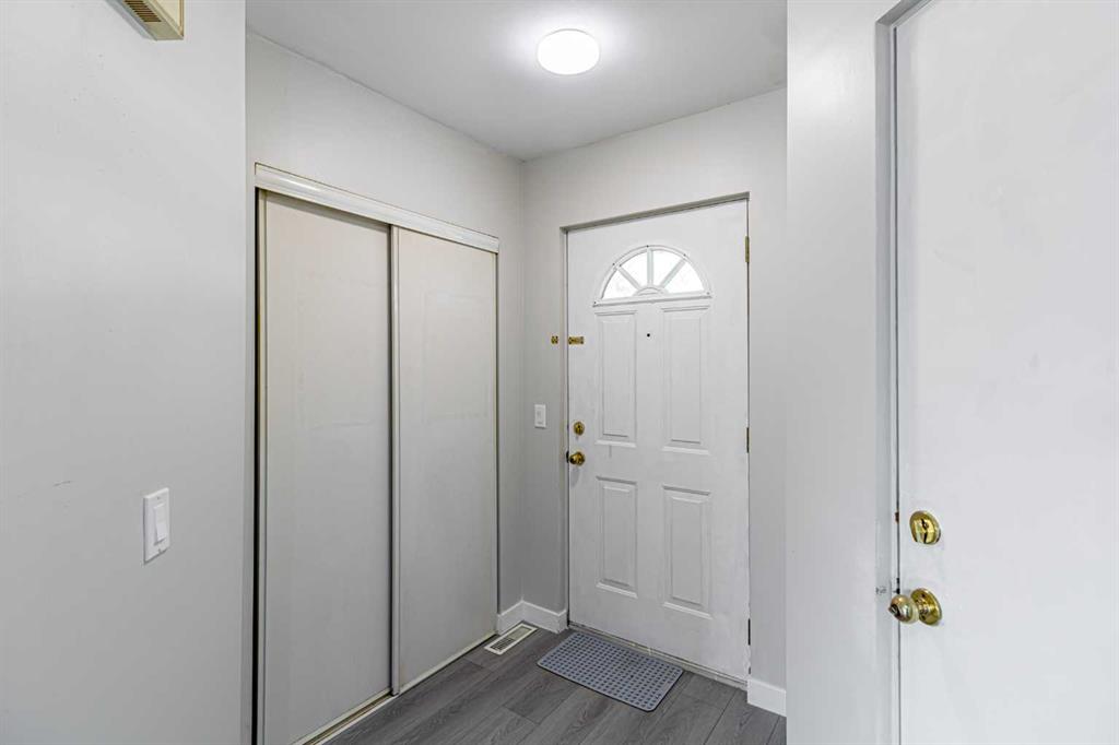 Picture for 165 Sandpiper Lane NW