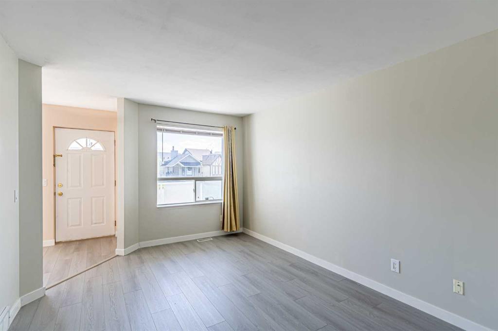 Picture for 165 Sandpiper Lane NW