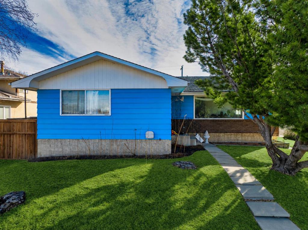 Picture for 5424 37 Street SW