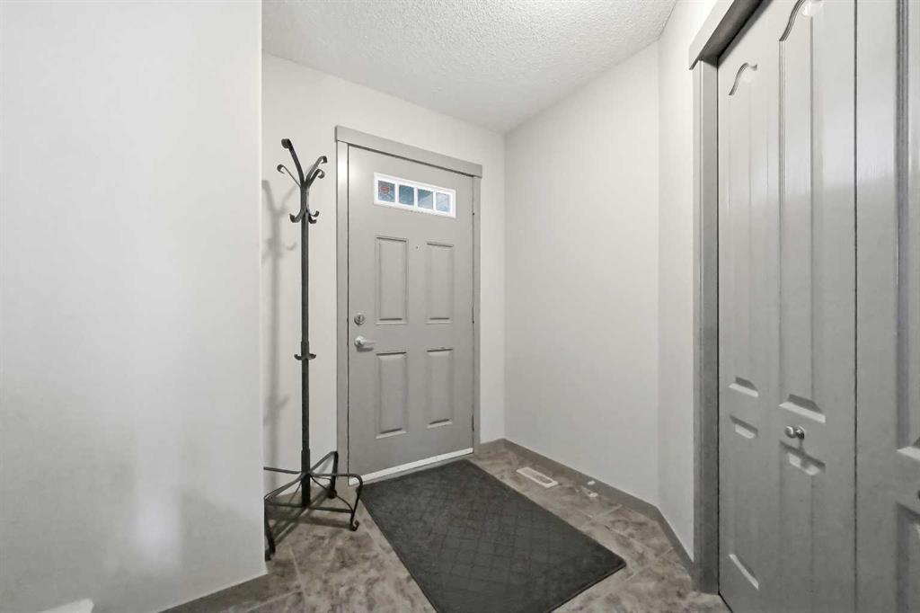 Picture for 28 Skyview Shores Terrace NE
