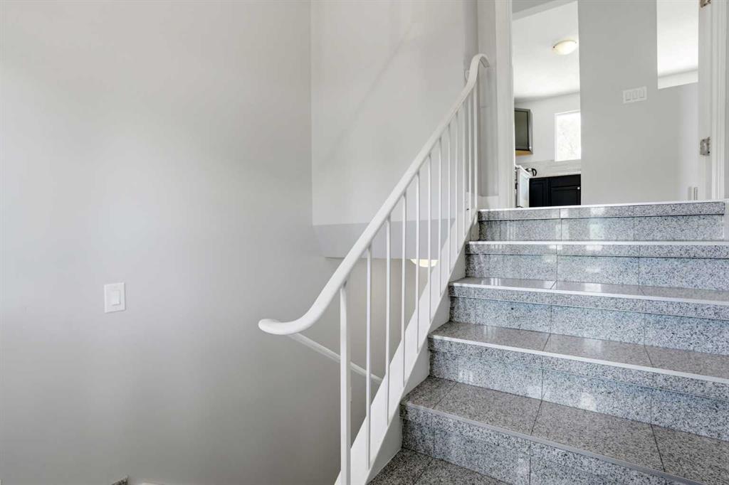 Picture for 5048 Whitestone Way NE