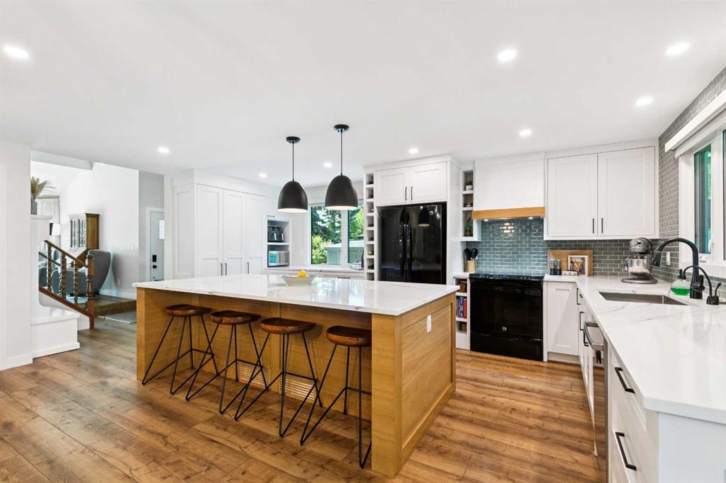 Picture for 272 Woodfield Road SW