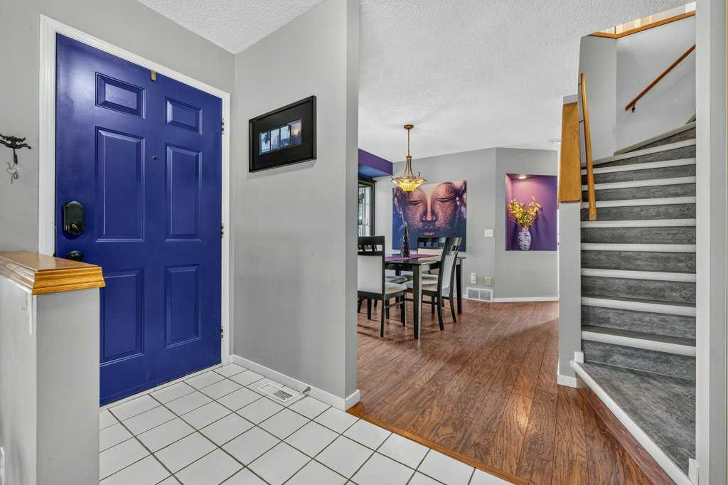 Picture for 83 Millrise Crescent SW