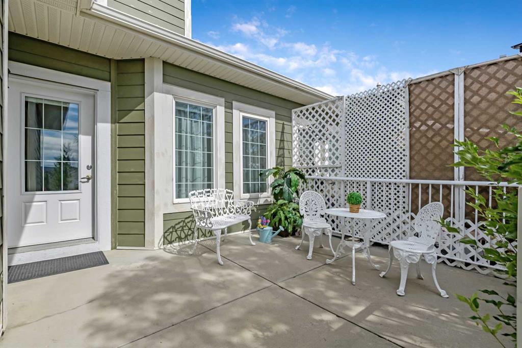Picture for 14 Sunrise Place NE