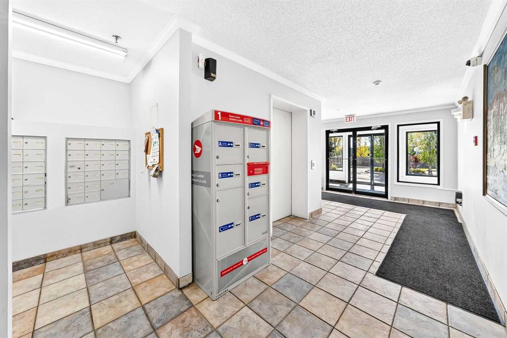 Picture for 103, 7 Harvest Gold Manor NE