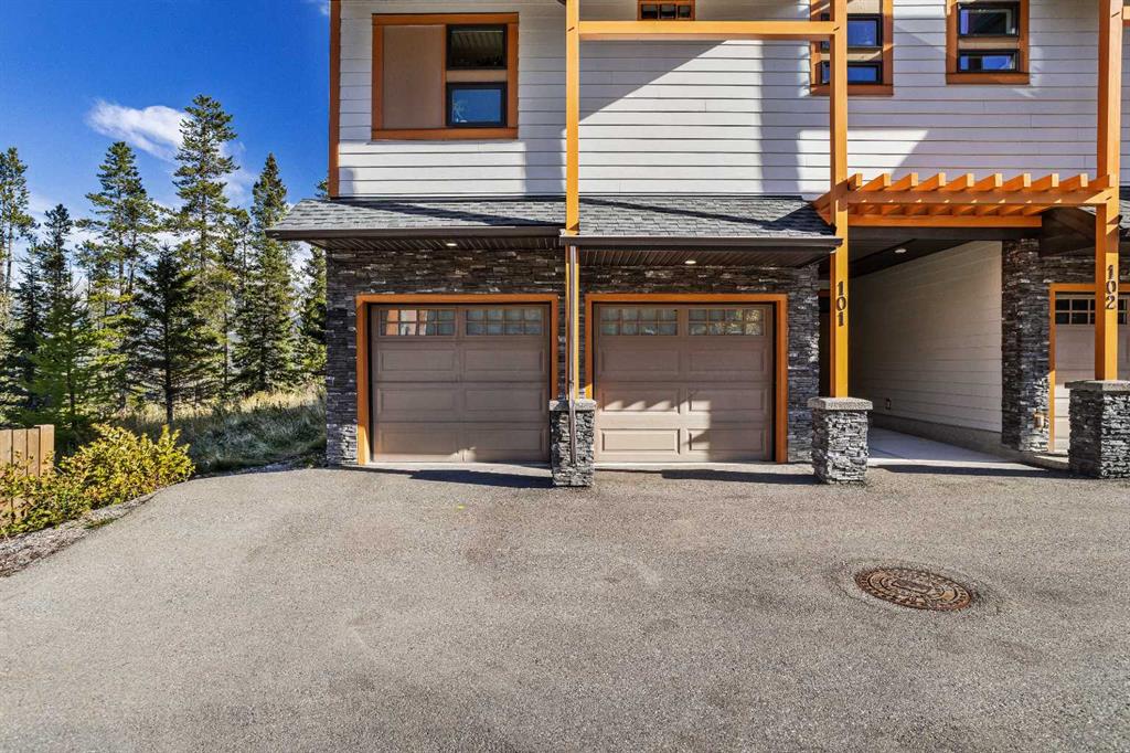 Picture for 101, 102 Stewart Creek Rise  