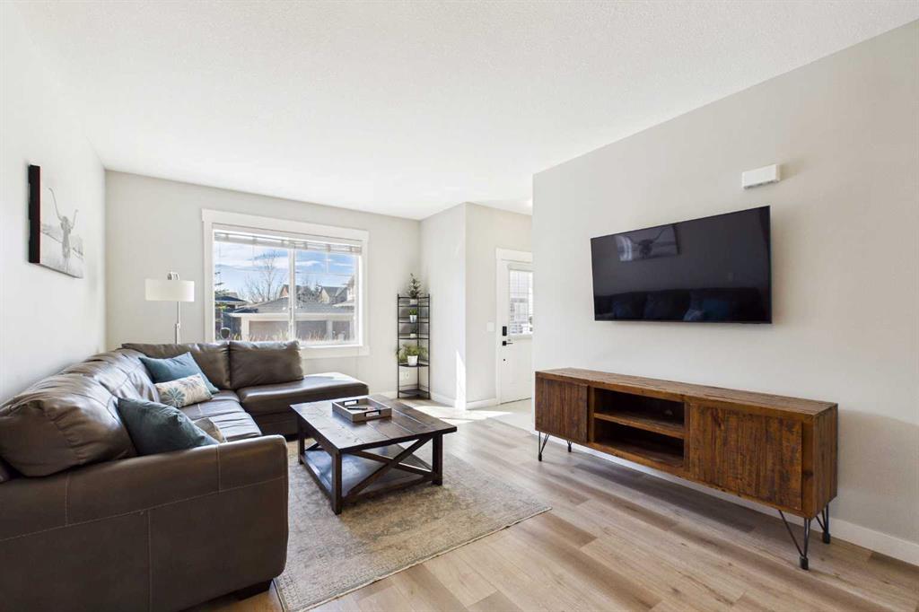Picture for 1, 67 West Coach Manor SW