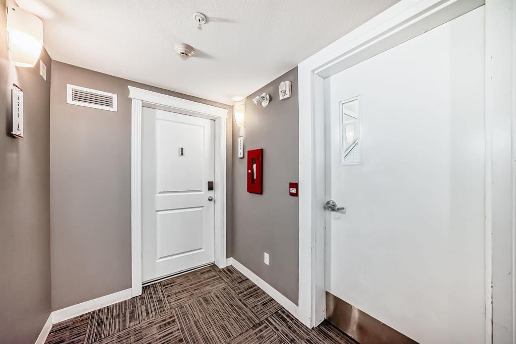 Picture for 4214, 240 Skyview Ranch Road NE