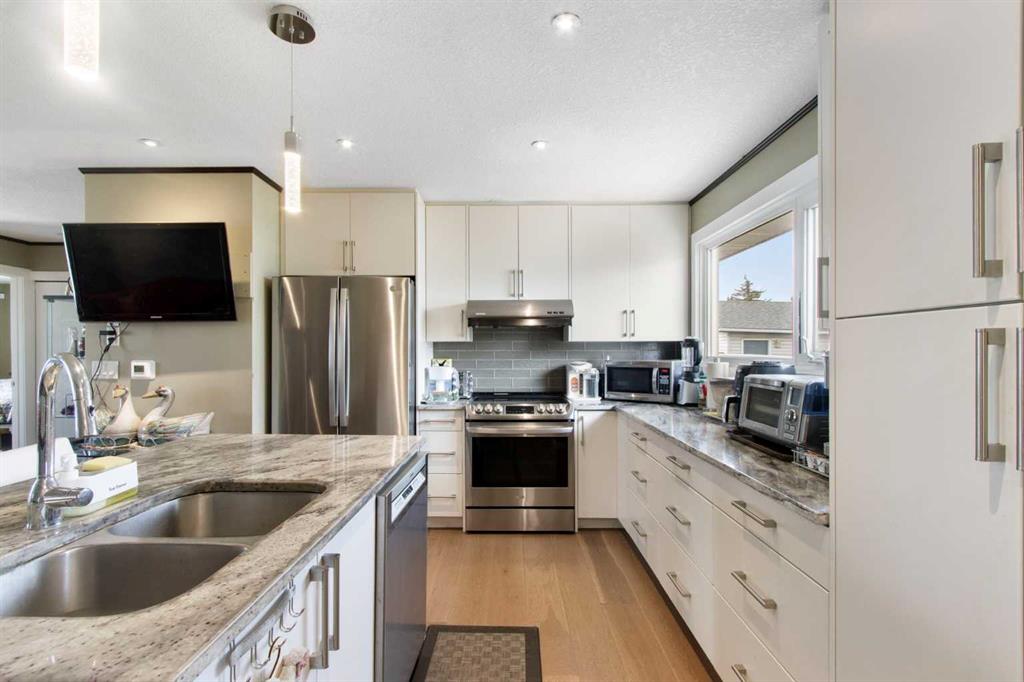 Picture for 124 Maitland Drive NE