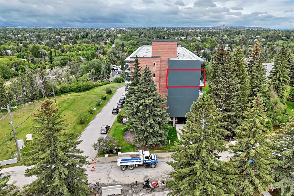 Picture for 601, 3339 Rideau Place SW