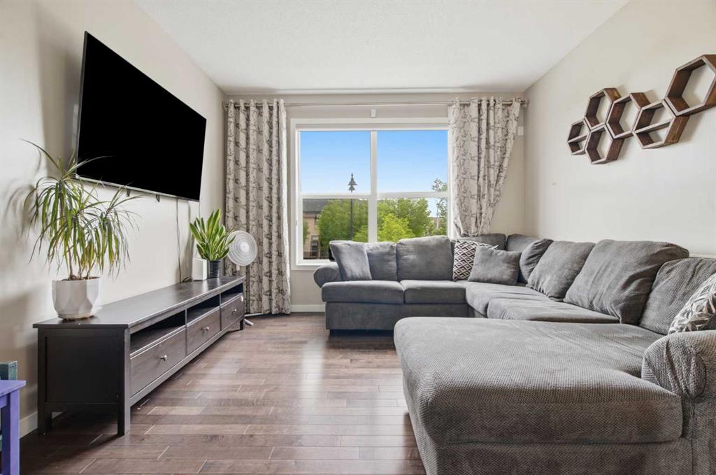Picture for 1103, 10 Auburn Bay Avenue SE
