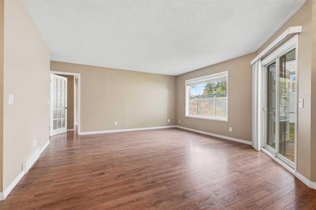Picture for 11 Macewan Park Heights NW
