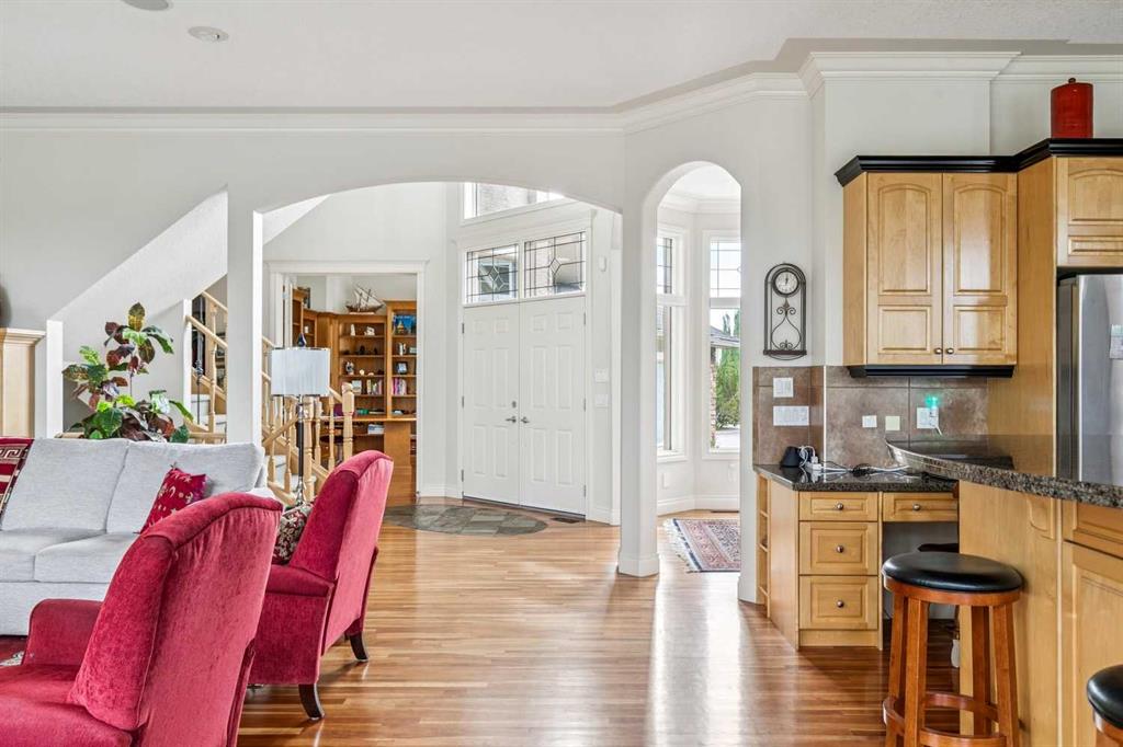Picture for 44 Evergreen Lane SW