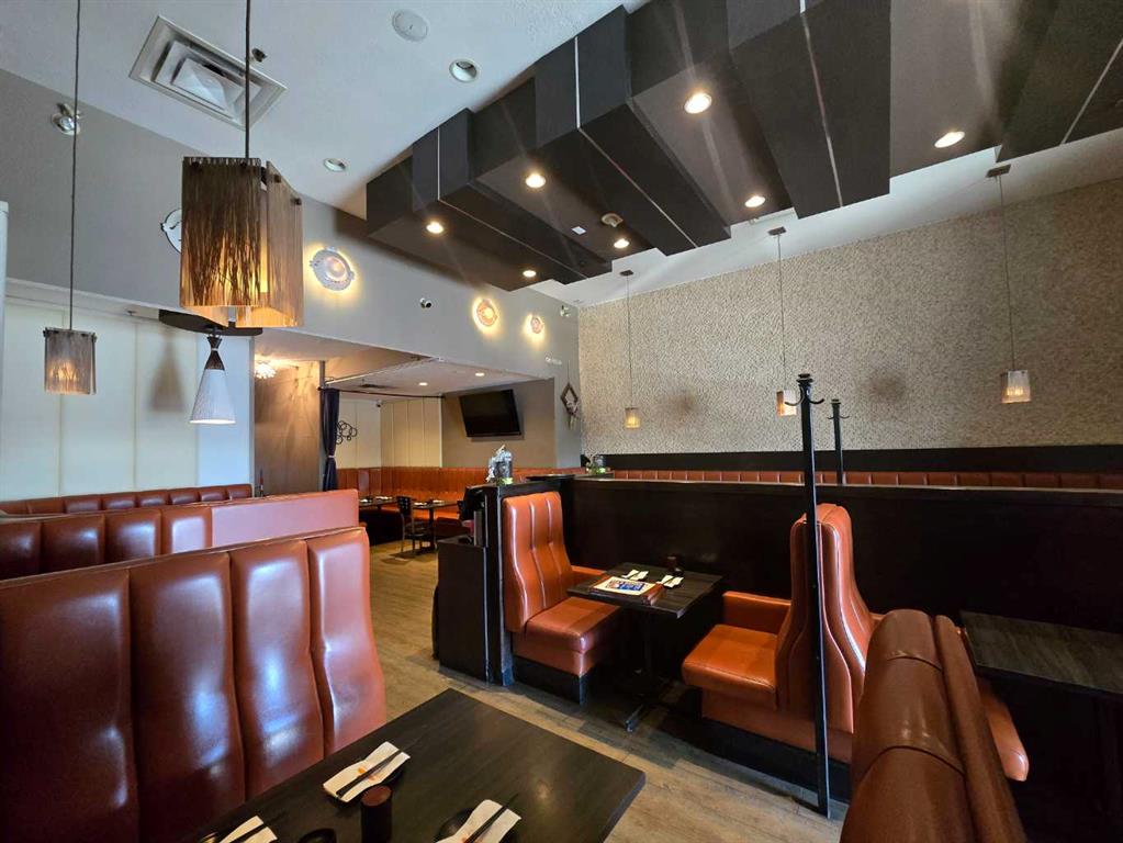 Picture for 6455 MACLEOD Trail SW