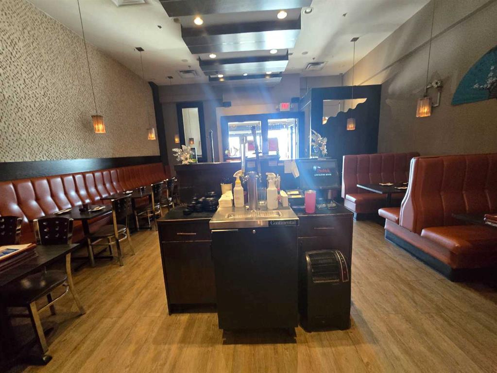 Picture for 6455 MACLEOD Trail SW