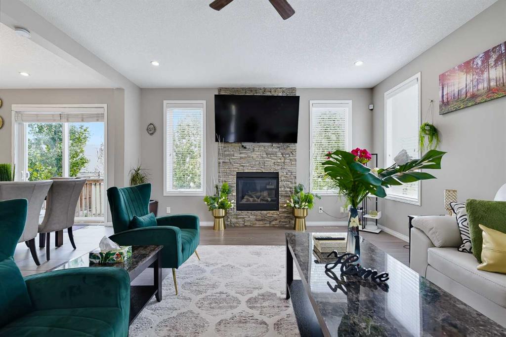 Picture for 212 Lakepointe Drive 