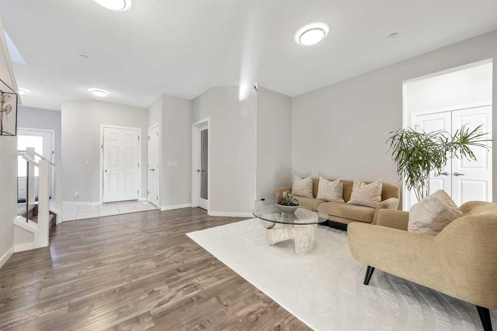 Picture for 240 Lucas Crescent NW
