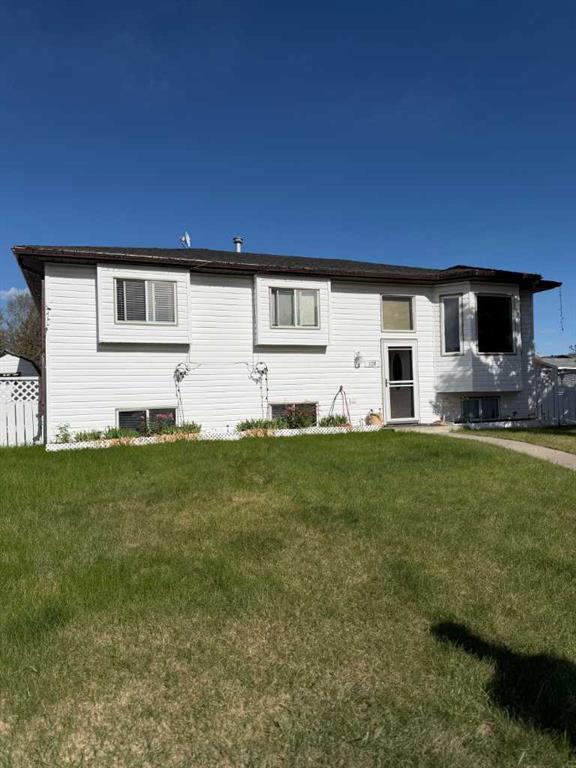Picture for 128 10 Avenue NE