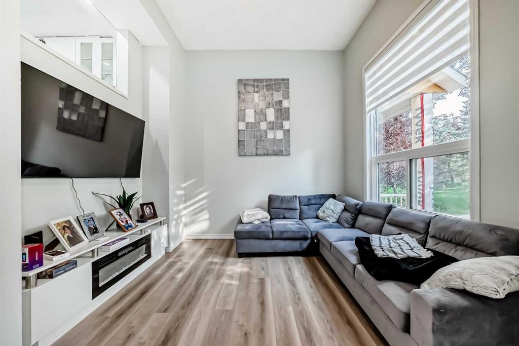 Picture for 2, 7 Westland Road 