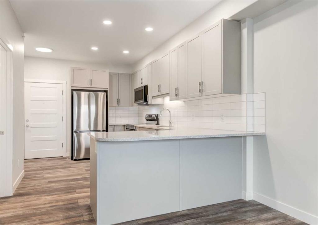 Picture for 408, 125 Wolf Hollow Crescent SE