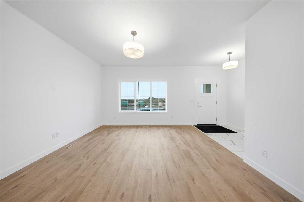 Picture for 272 Huxbury View NE