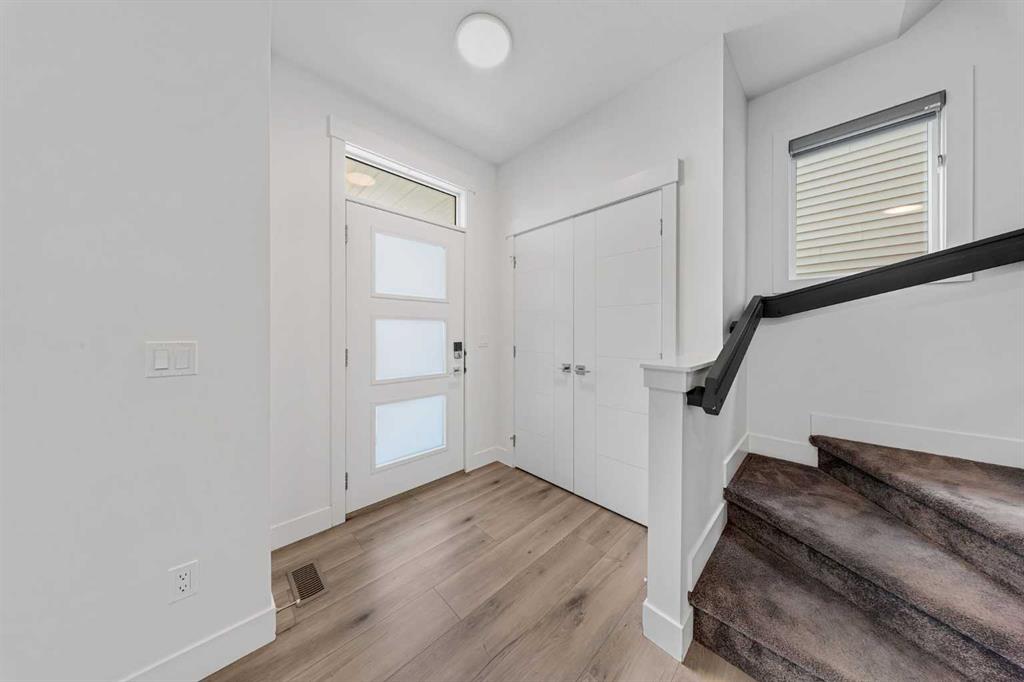 Picture for 242 Carrington Gate NW