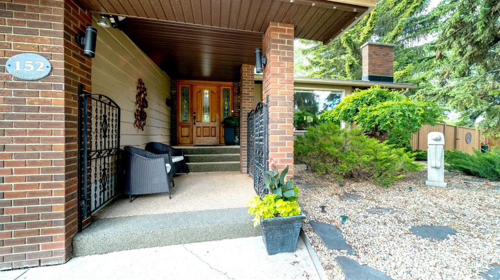 Picture for 152 Mapleburn Drive SE